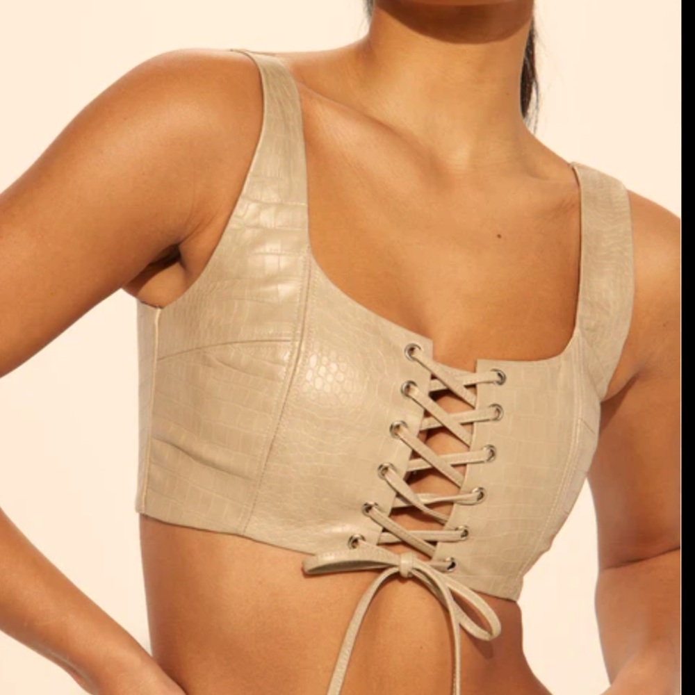 forever 21 corset size Large (Brown Verison of the photo)